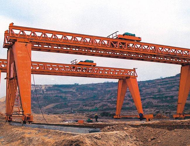 Augstas kvalitātes pārvietojamais portāls Crane.jpg High Quality Movable Portal Crane.jpg