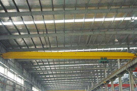 Darbnīca izmantotais vienpiedziņas virszemes celtnis Cena 5 Ton.jpg Workshop Used Single Girder Overhead Crane Price 5 Ton.jpg