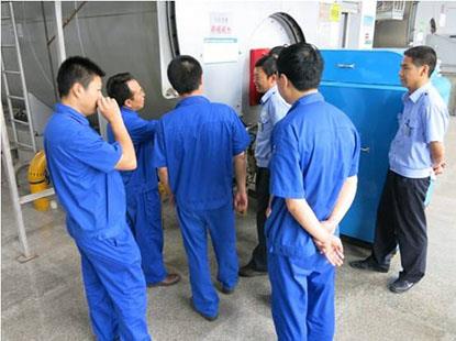Henan Yuntian veic vasaras celtņu aprīkojuma drošības inspekcijas.jpg Henan Yuntian conducts summer crane equipment safety inspections.jpg